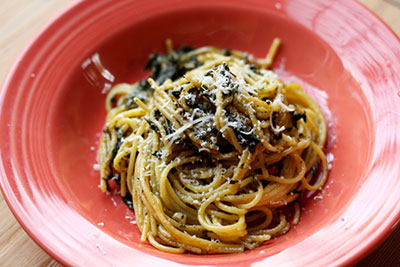 Mint and basil pesto with banana oil